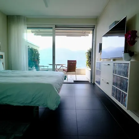 Zimmer Mit Duschbad - Mon Desir Casa Jr Homestay Orselina